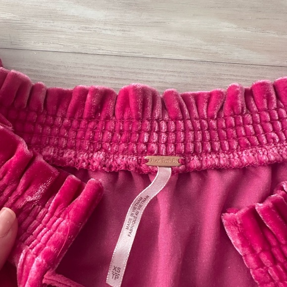 Free People Terese Velvet Ruffle Sleeve Top - Picture 4 of 6